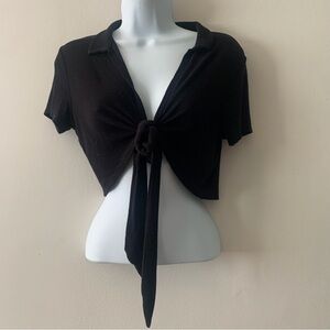 RSQ Black Tie-Front Crop Top